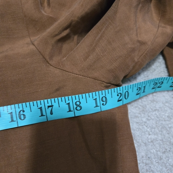 VEILED-NWT- Linen Longline Cupro Double-Breasted Blazer in Baked Clay. Medium - Picture 10 of 11